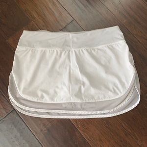 Lululemon white tennis skirt